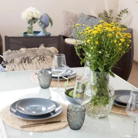 House Vitruvian Apartment Terrasini